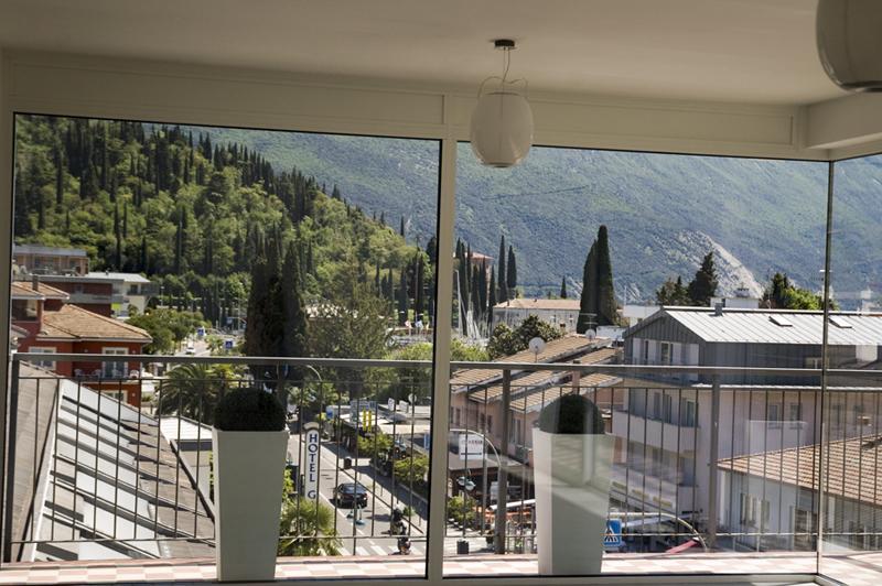 Hotel La Perla Рива-дель-Гарда Экстерьер фото
